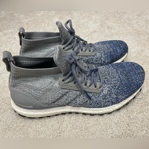 MENS ADIDAS ULTRA BOOST RUNNING SHOES SIZE 10 BLUE GRAY